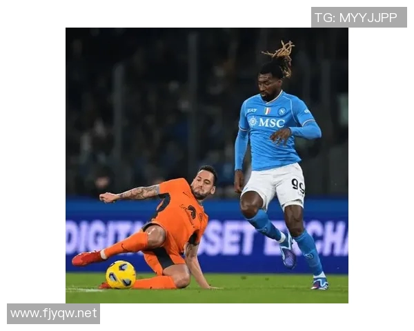 恰尔汗奥卢专访：从未考虑离开国米，未来将继续为蓝黑军团效力